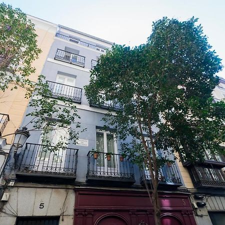 Apa 23678 Apartment Madrid Bagian luar foto