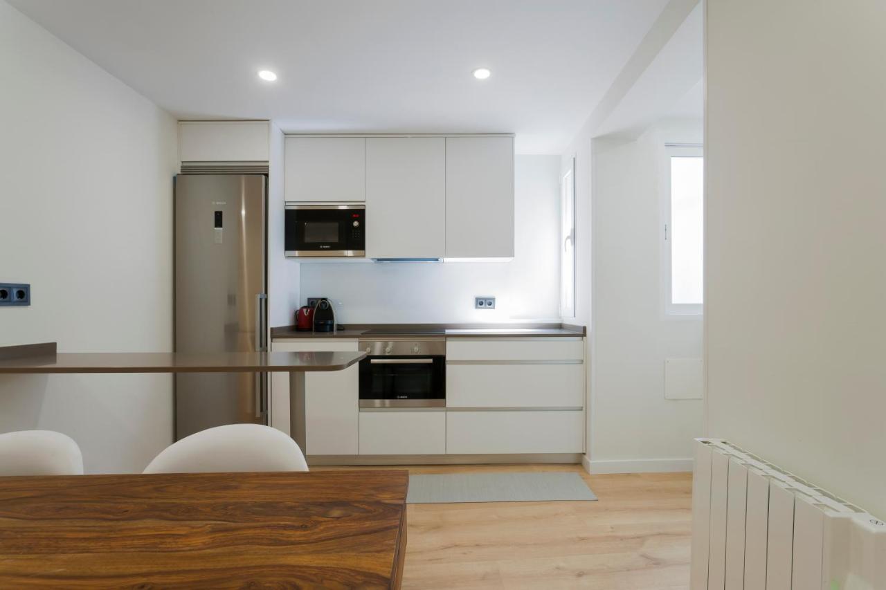 Apa 23678 Apartment Madrid Bagian luar foto