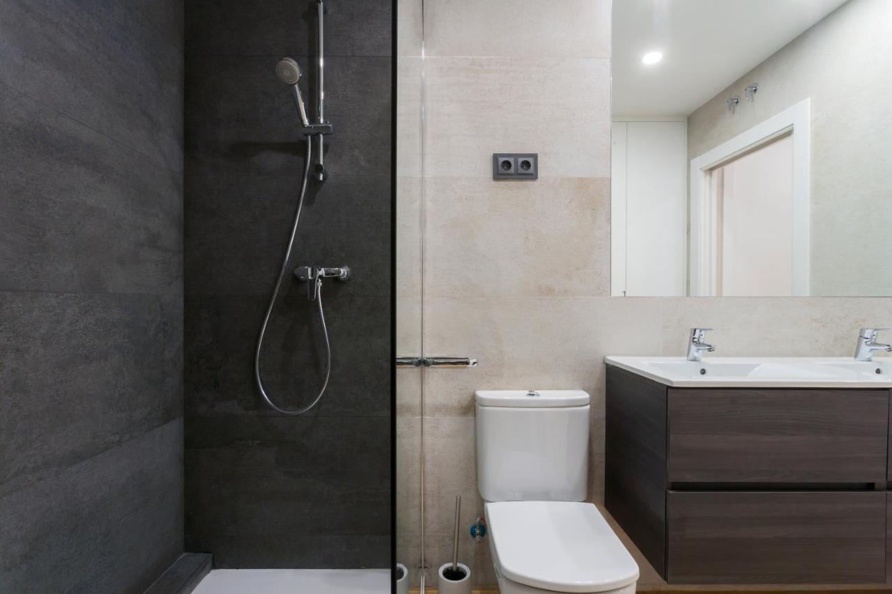 Apa 23678 Apartment Madrid Bagian luar foto