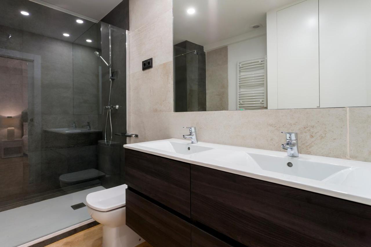 Apa 23678 Apartment Madrid Bagian luar foto